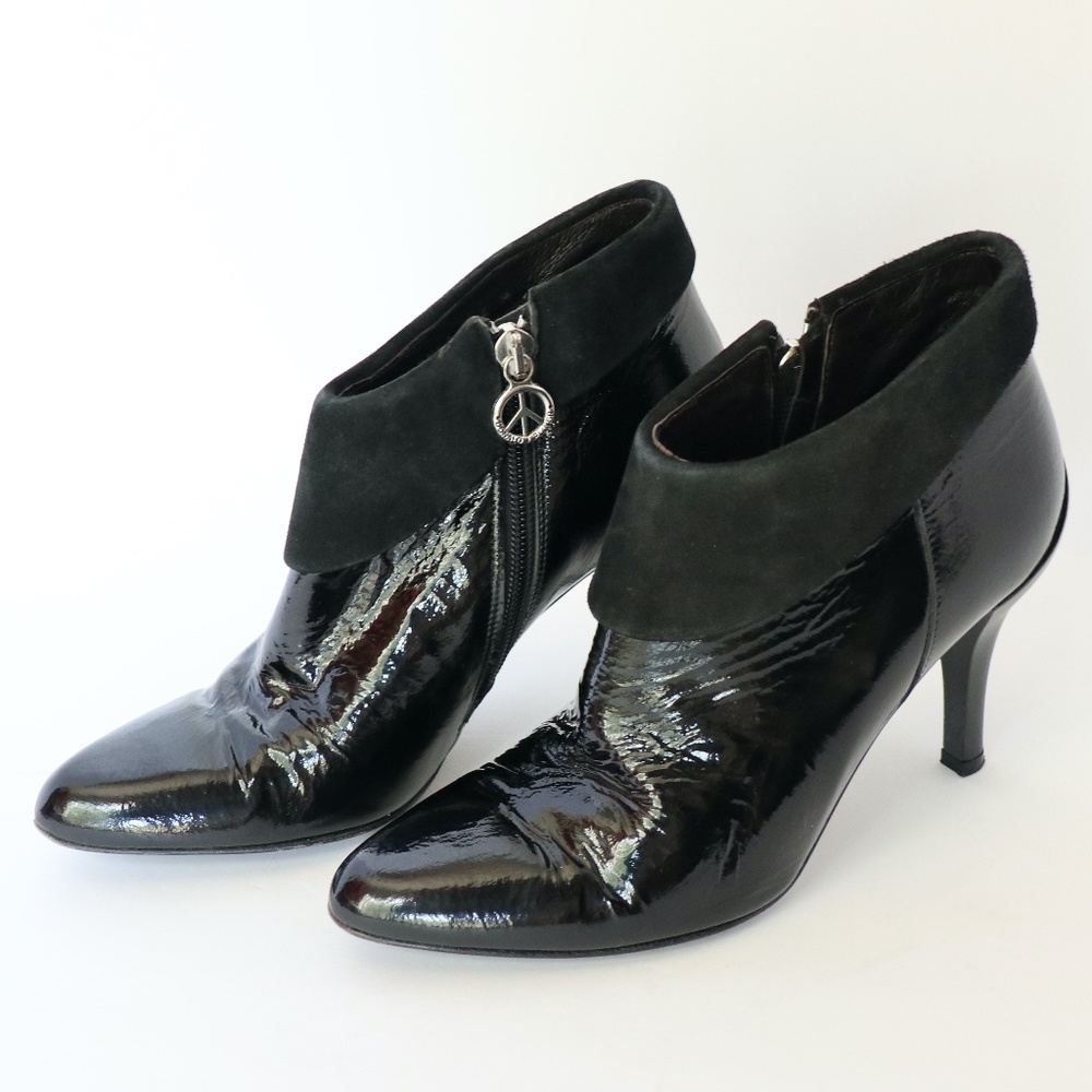 Donald Pliner black patent leather & suede booties